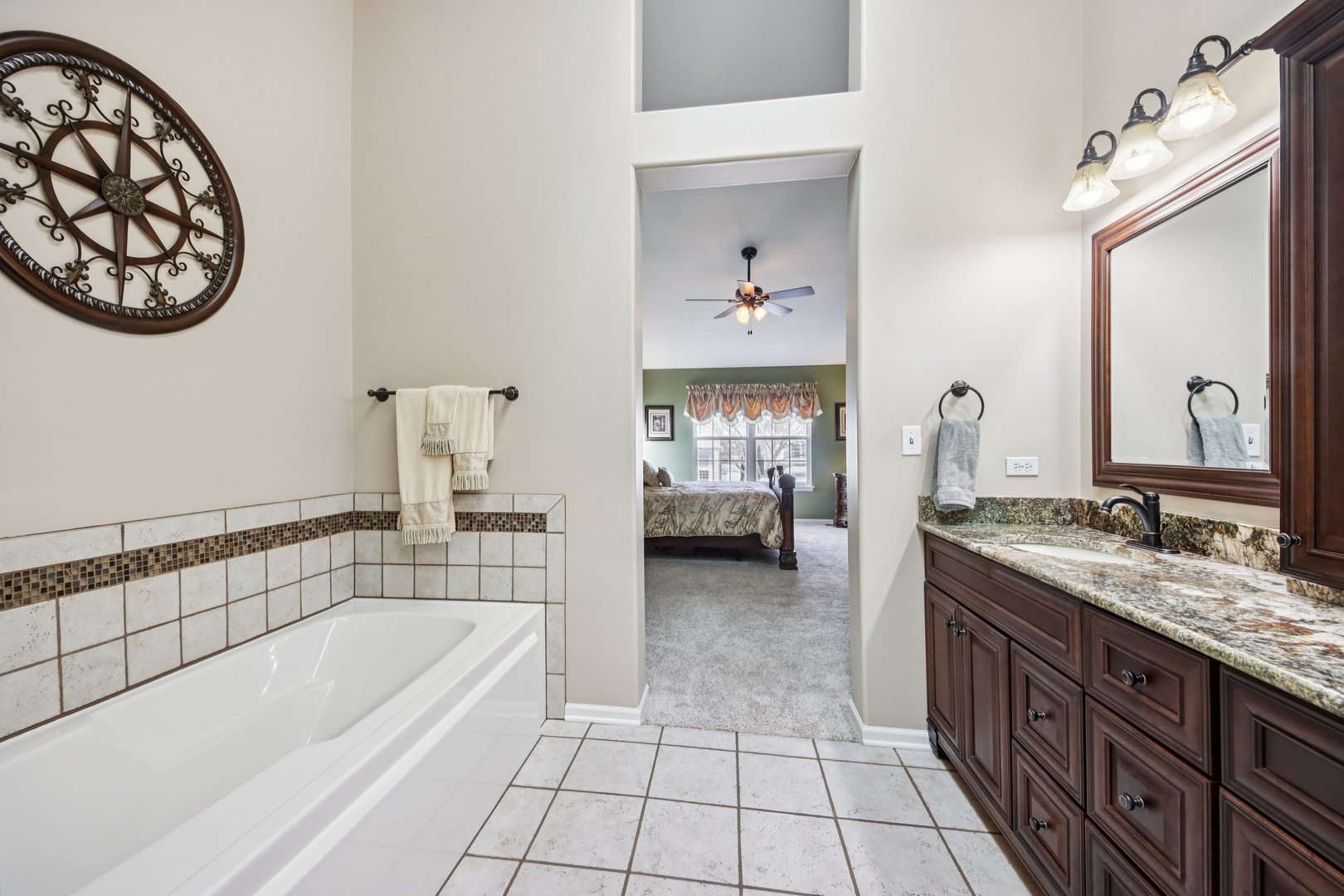1195 Hadley Circle
