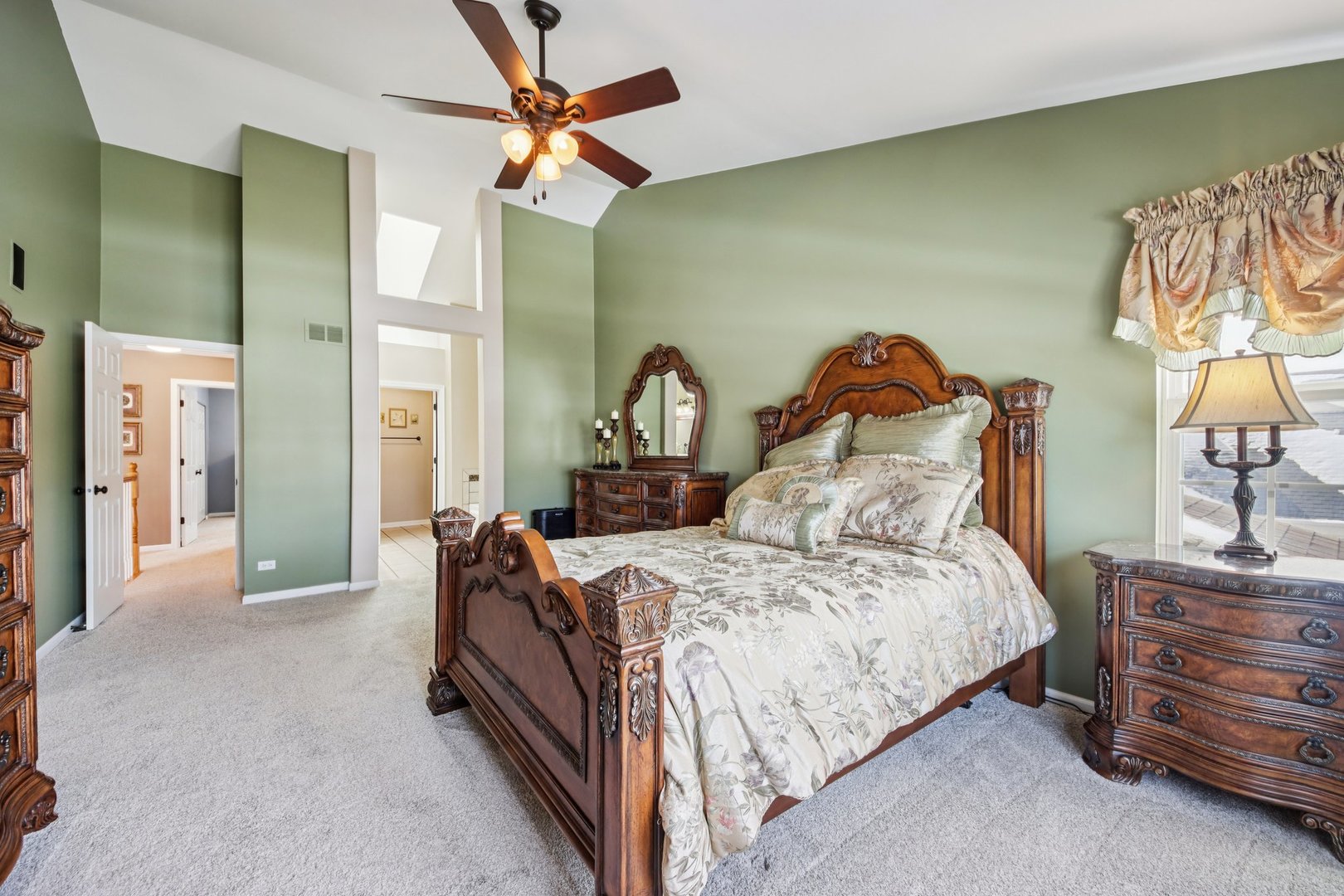 1195 Hadley Circle