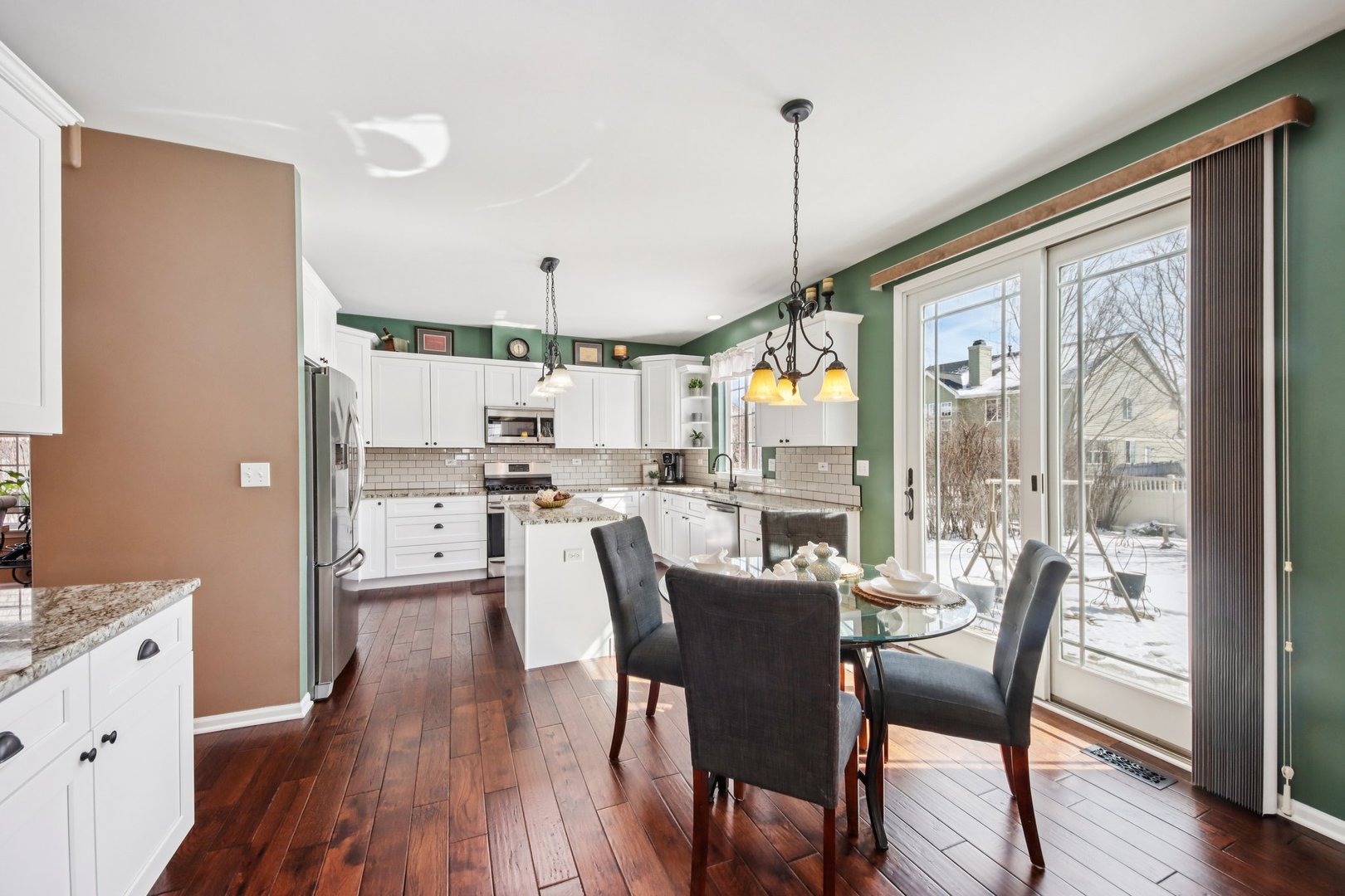 1195 Hadley Circle