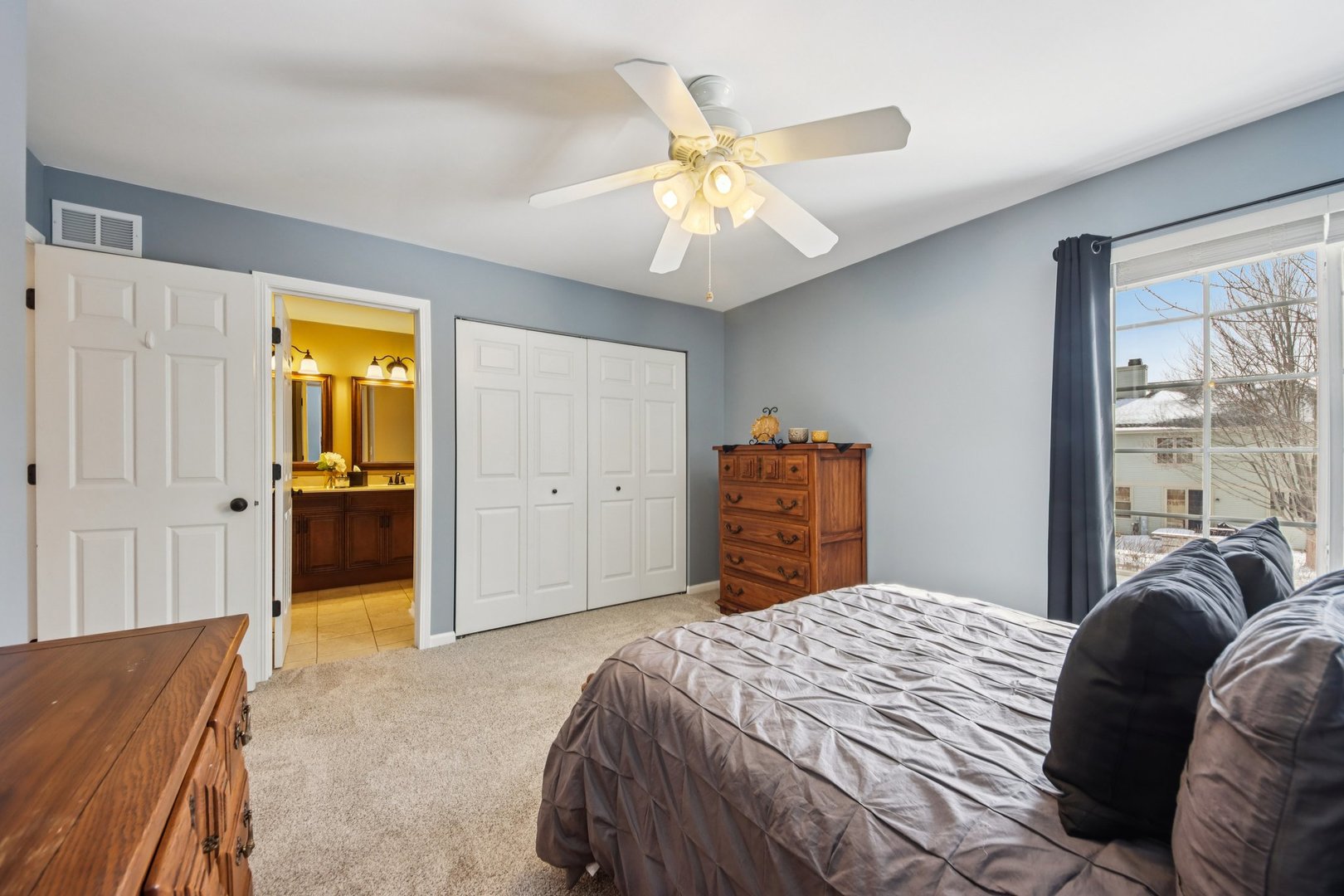 1195 Hadley Circle