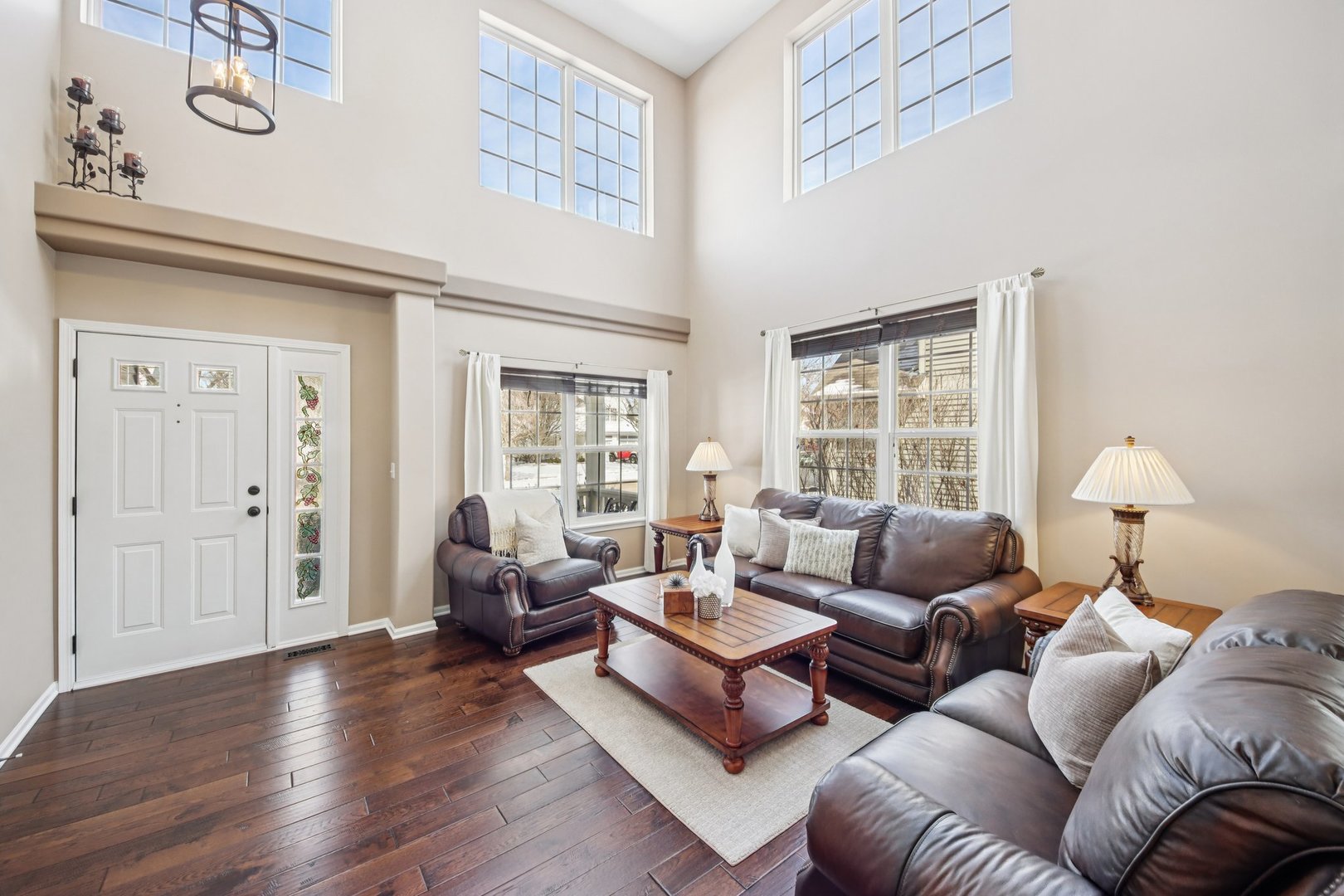 1195 Hadley Circle