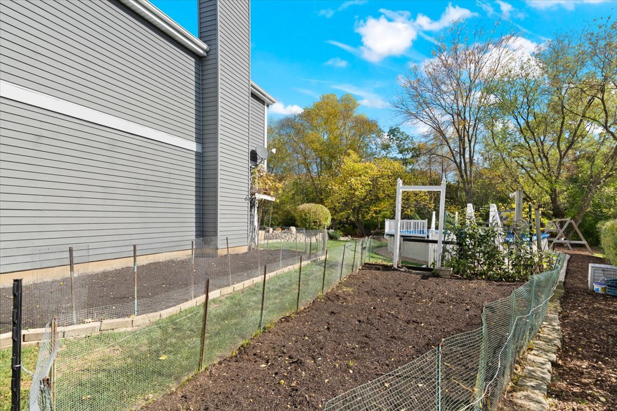 1055 Autumn Drive