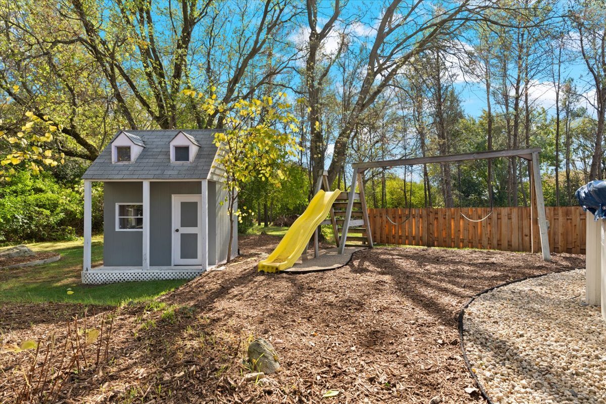 1055 Autumn Drive