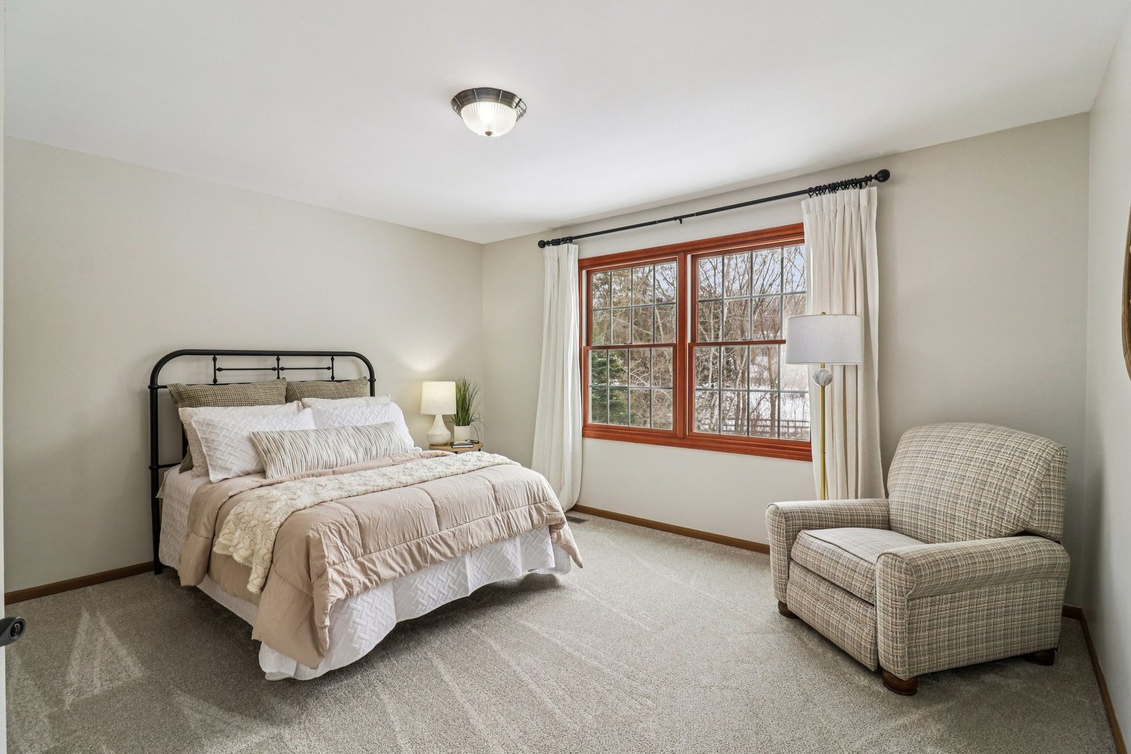 1055 Autumn Drive