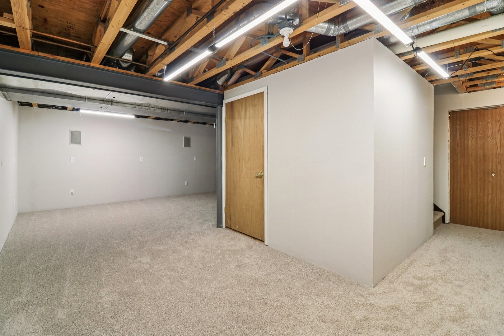 1055 Autumn Drive
