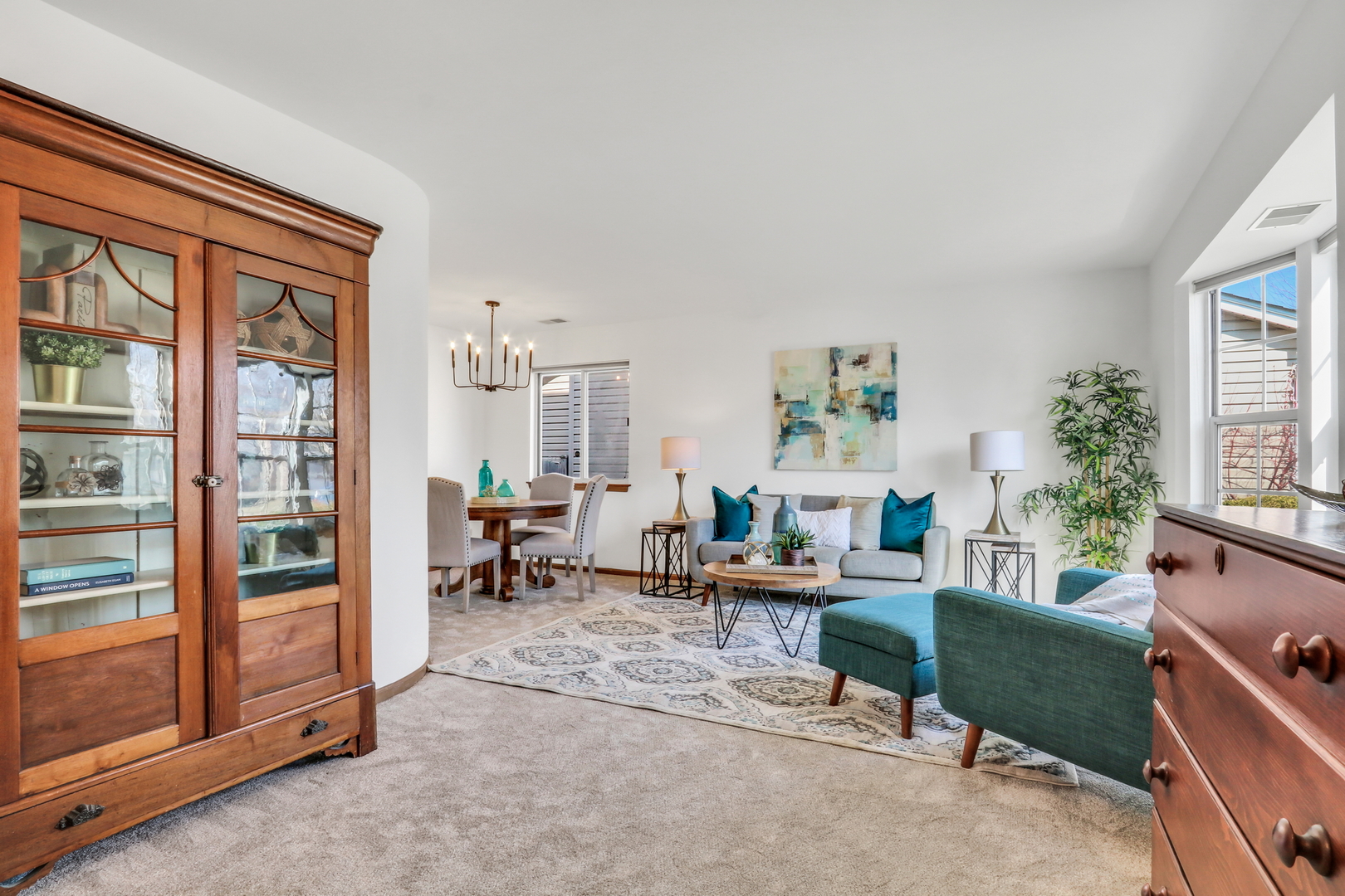 1388 Huntington Drive
