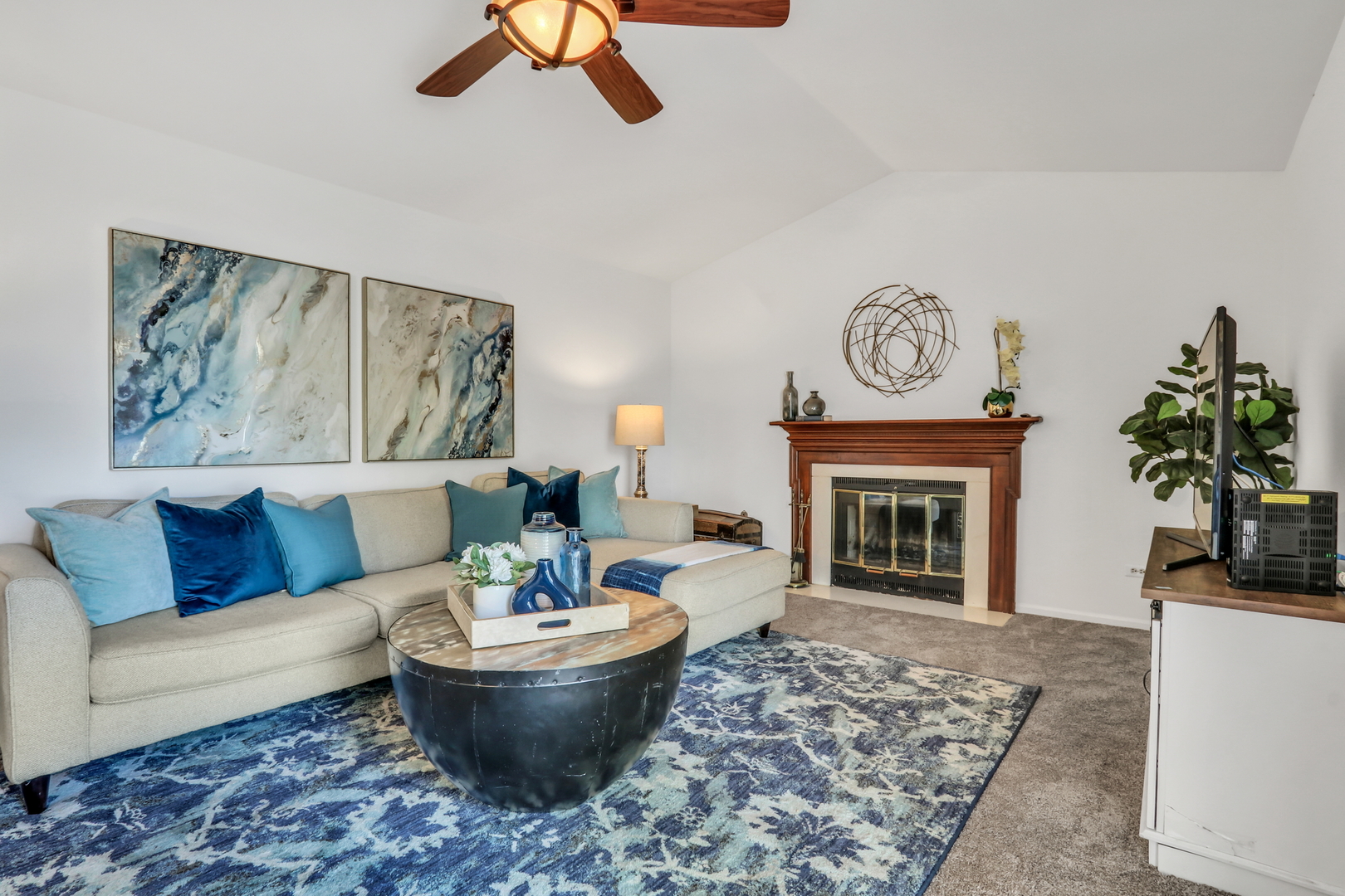 1388 Huntington Drive