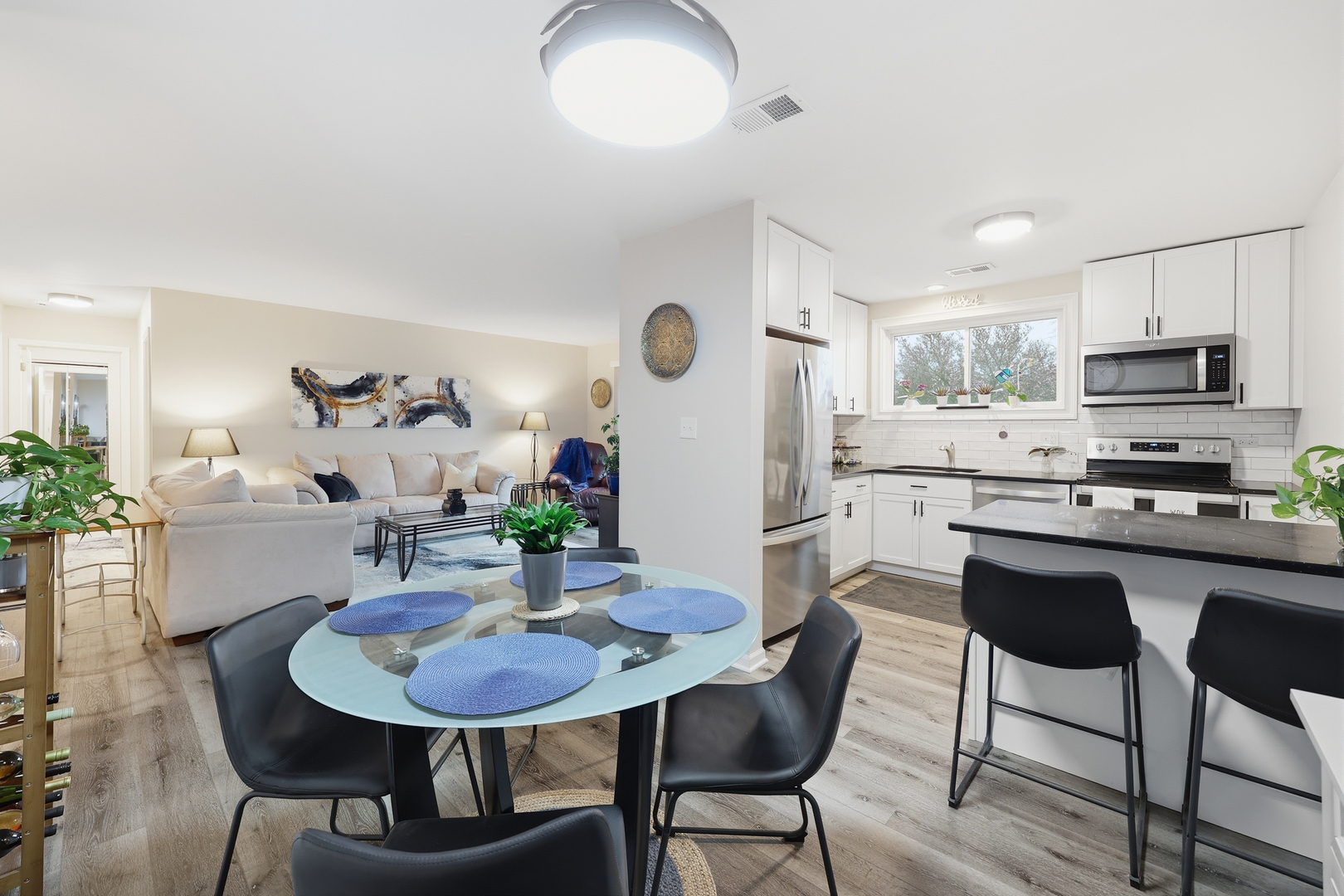 471 Raintree Court Unit: 2B