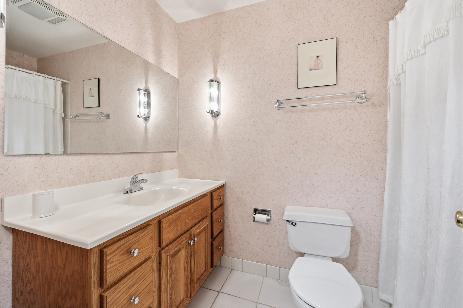 471 Raintree Court Unit: 2B
