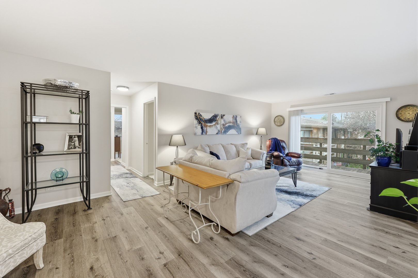 471 Raintree Court Unit: 2B