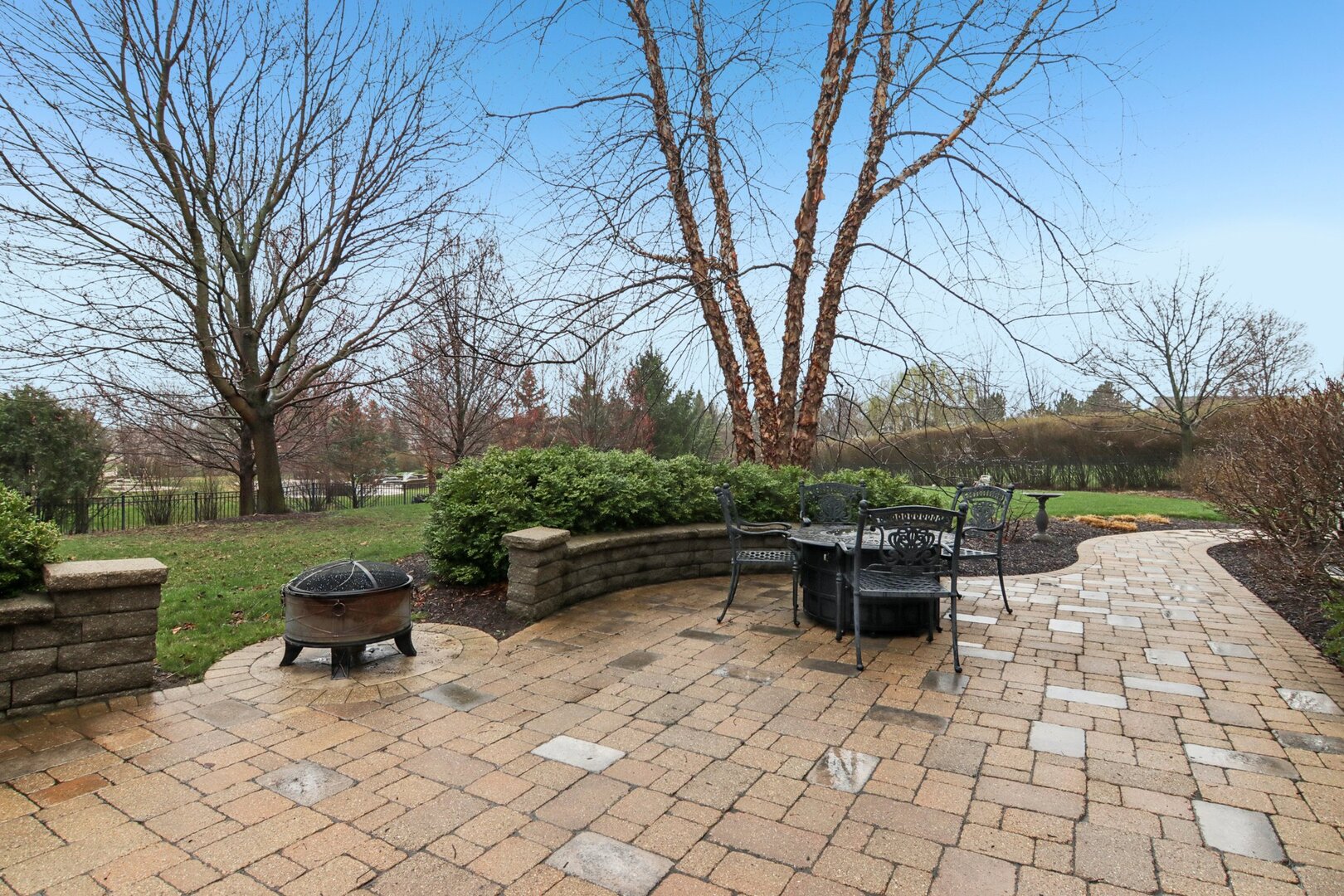 2415 Wembley Court