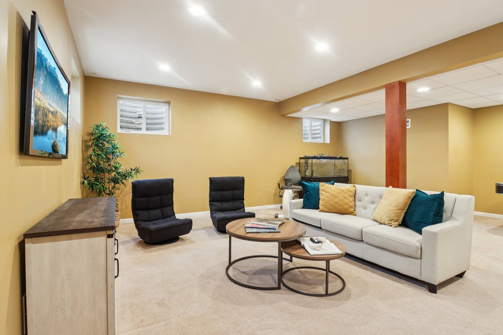 2415 Wembley Court