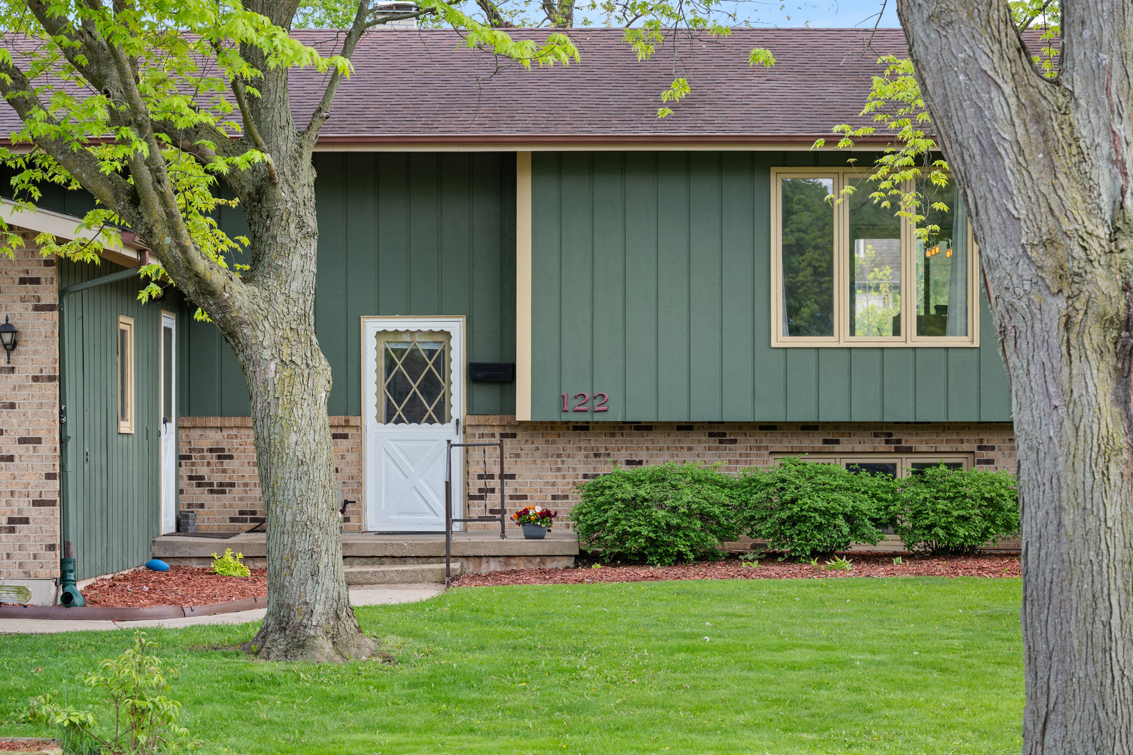 122 Mattek Avenue