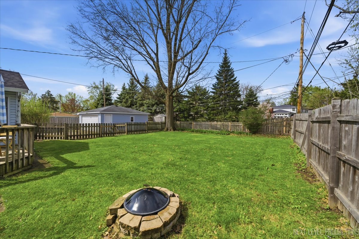 1209 Laurel Lane