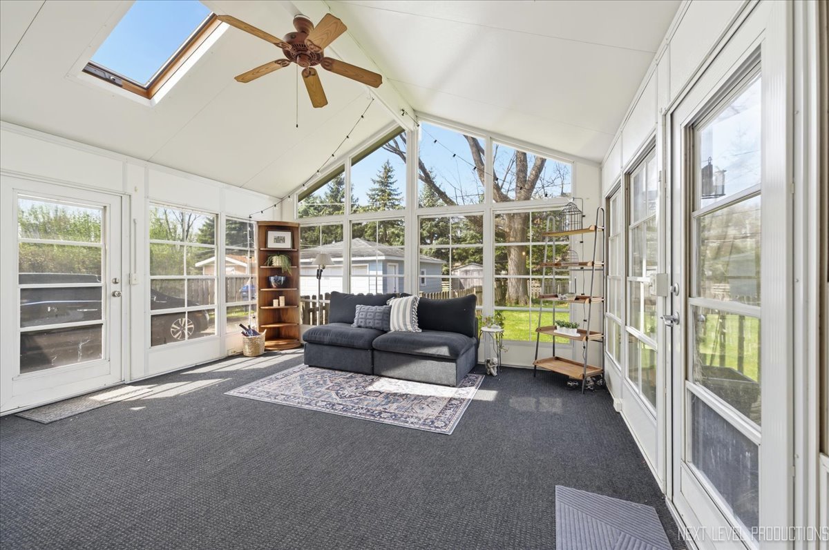 1209 Laurel Lane