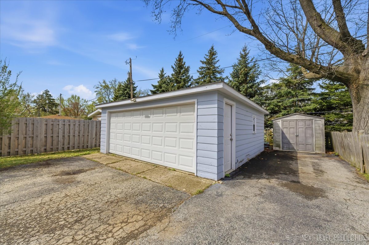 1209 Laurel Lane