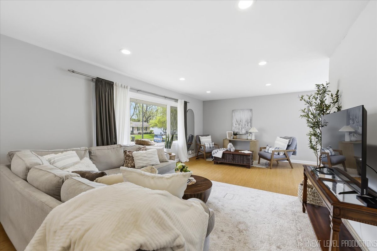 1209 Laurel Lane