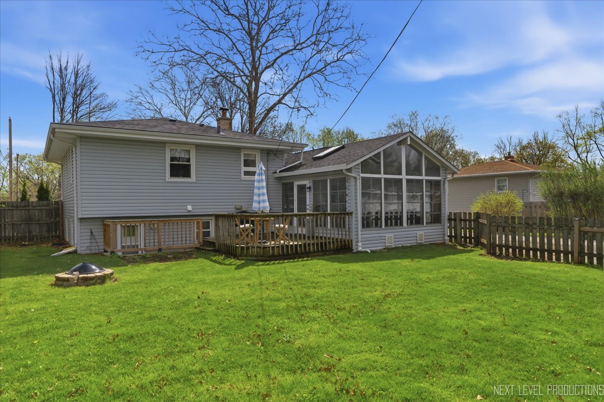 1209 Laurel Lane