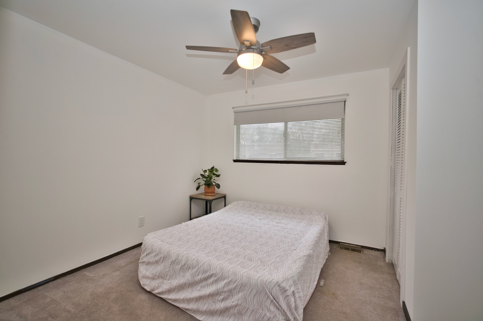 5405 Burwood Road