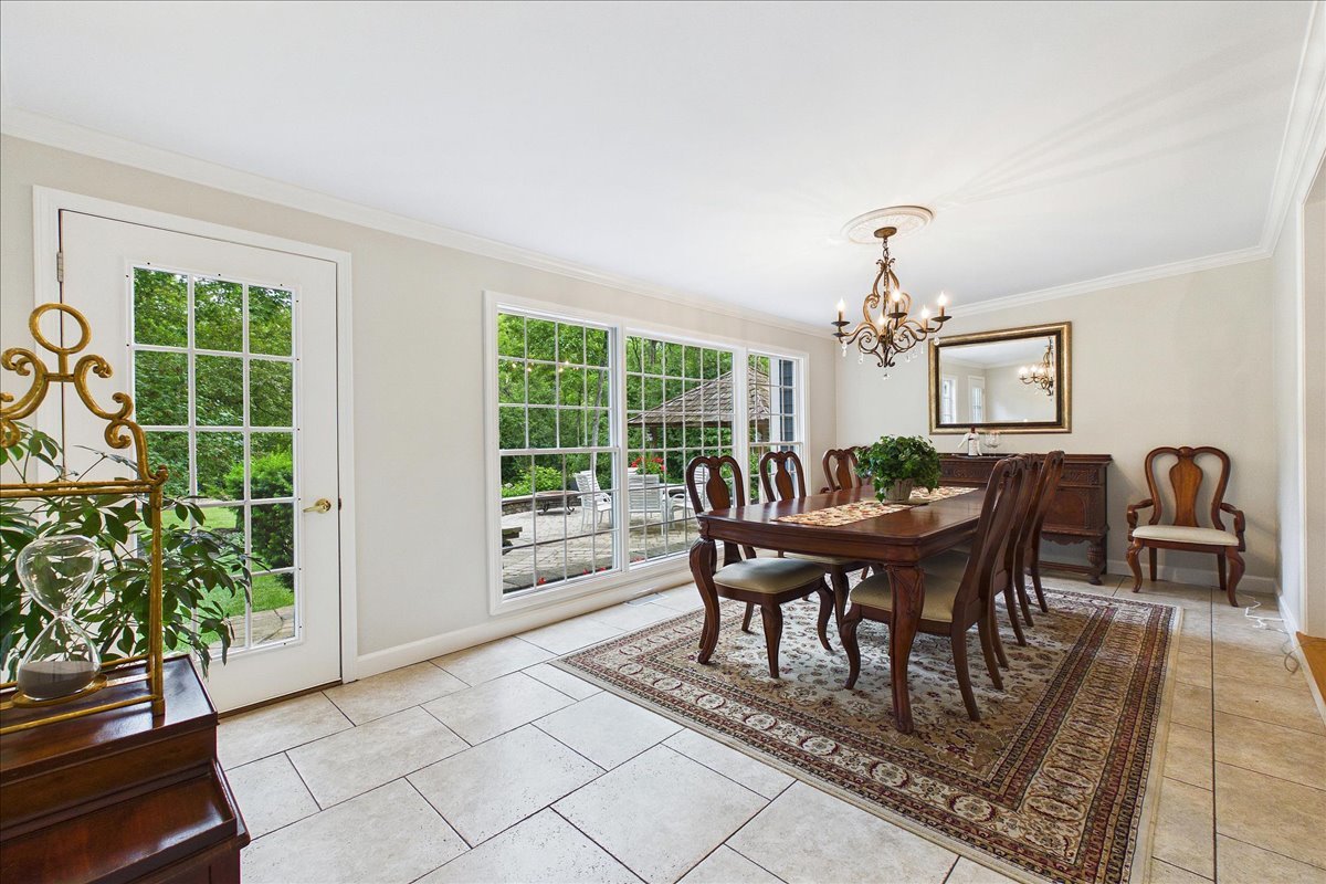 821 Oak Spring Lane