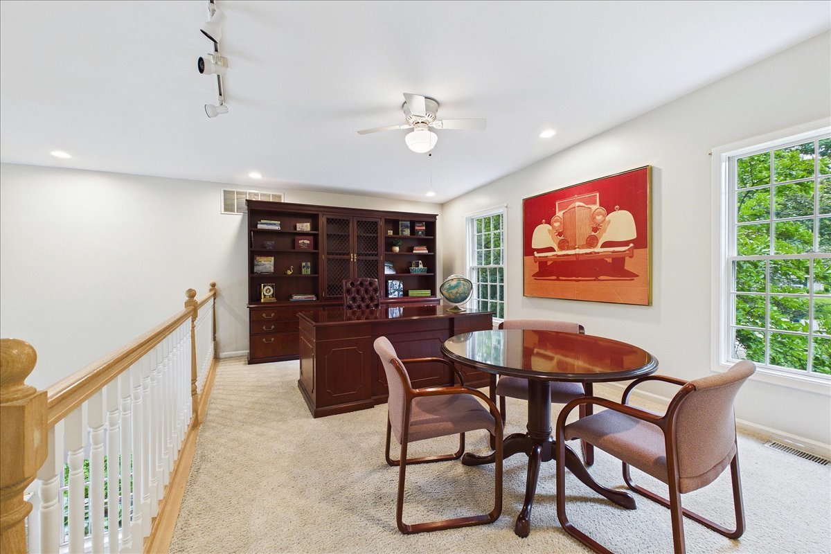 821 Oak Spring Lane