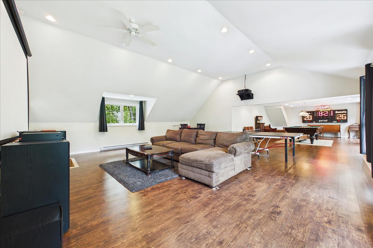 821 Oak Spring Lane
