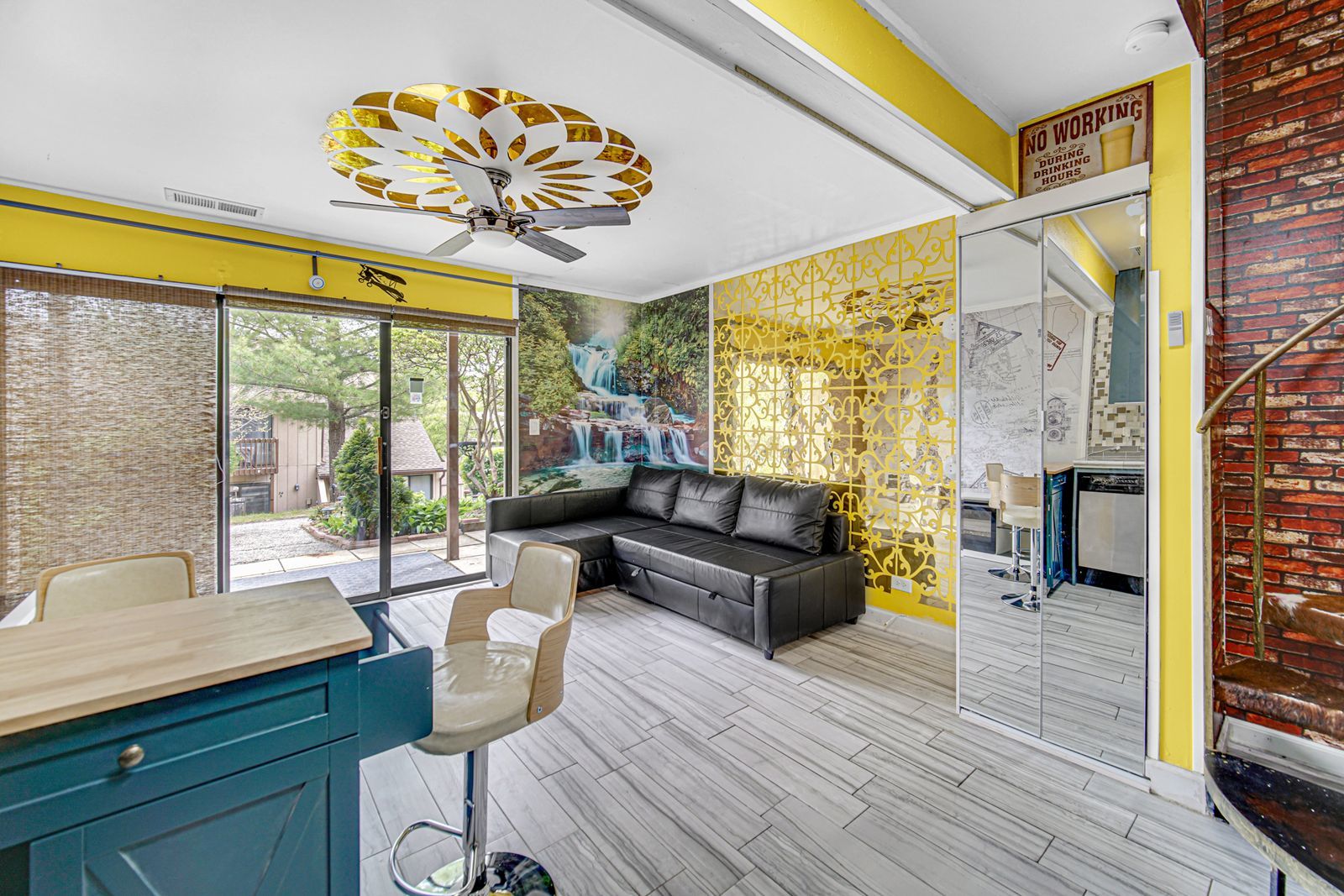 23 Jamaica Colony Street Unit: 2