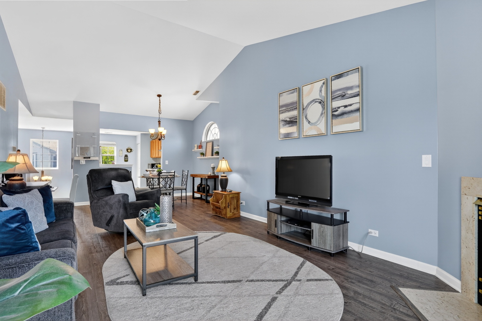 563 Willow Way Unit: 563