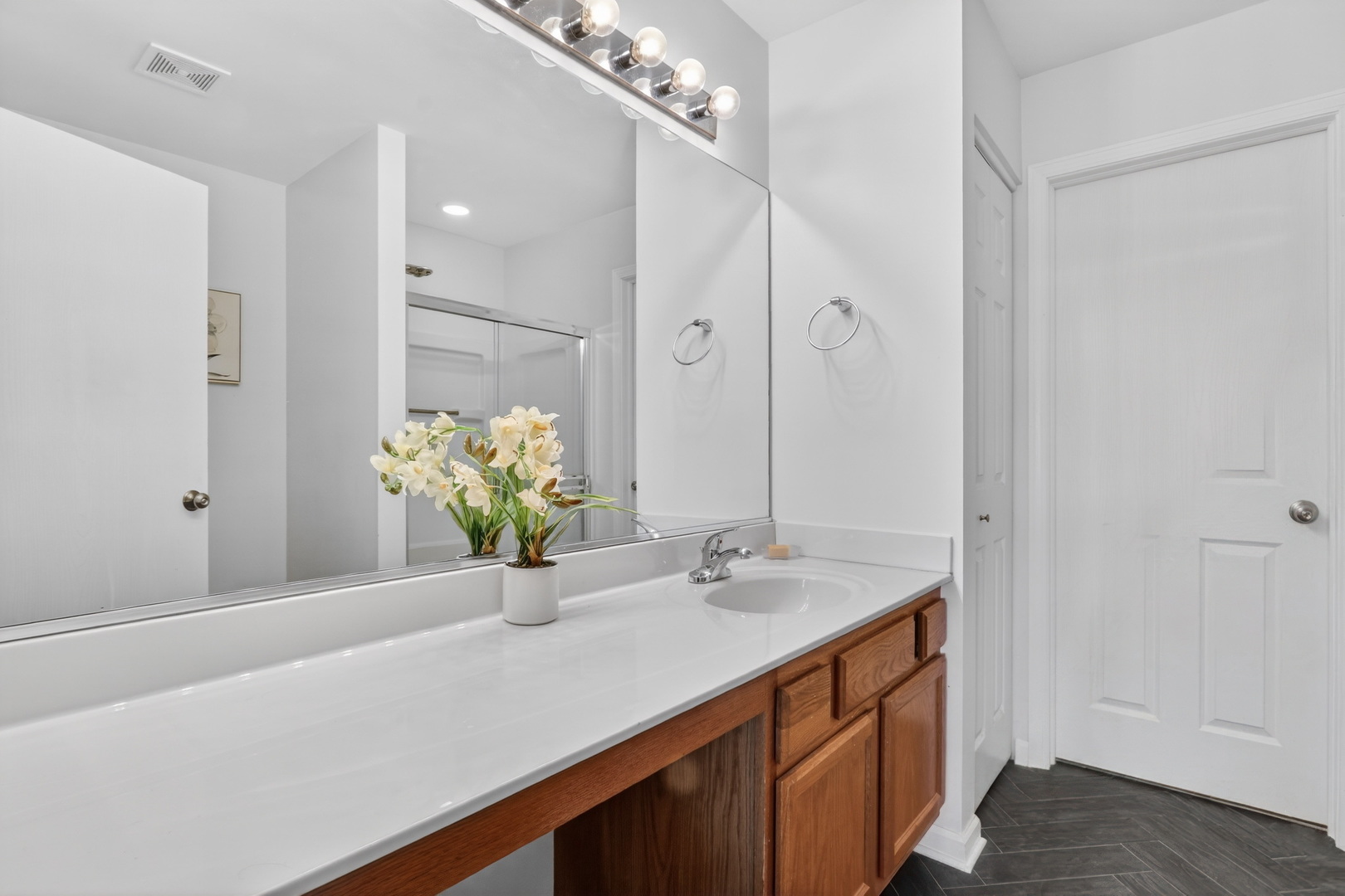 563 Willow Way Unit: 563