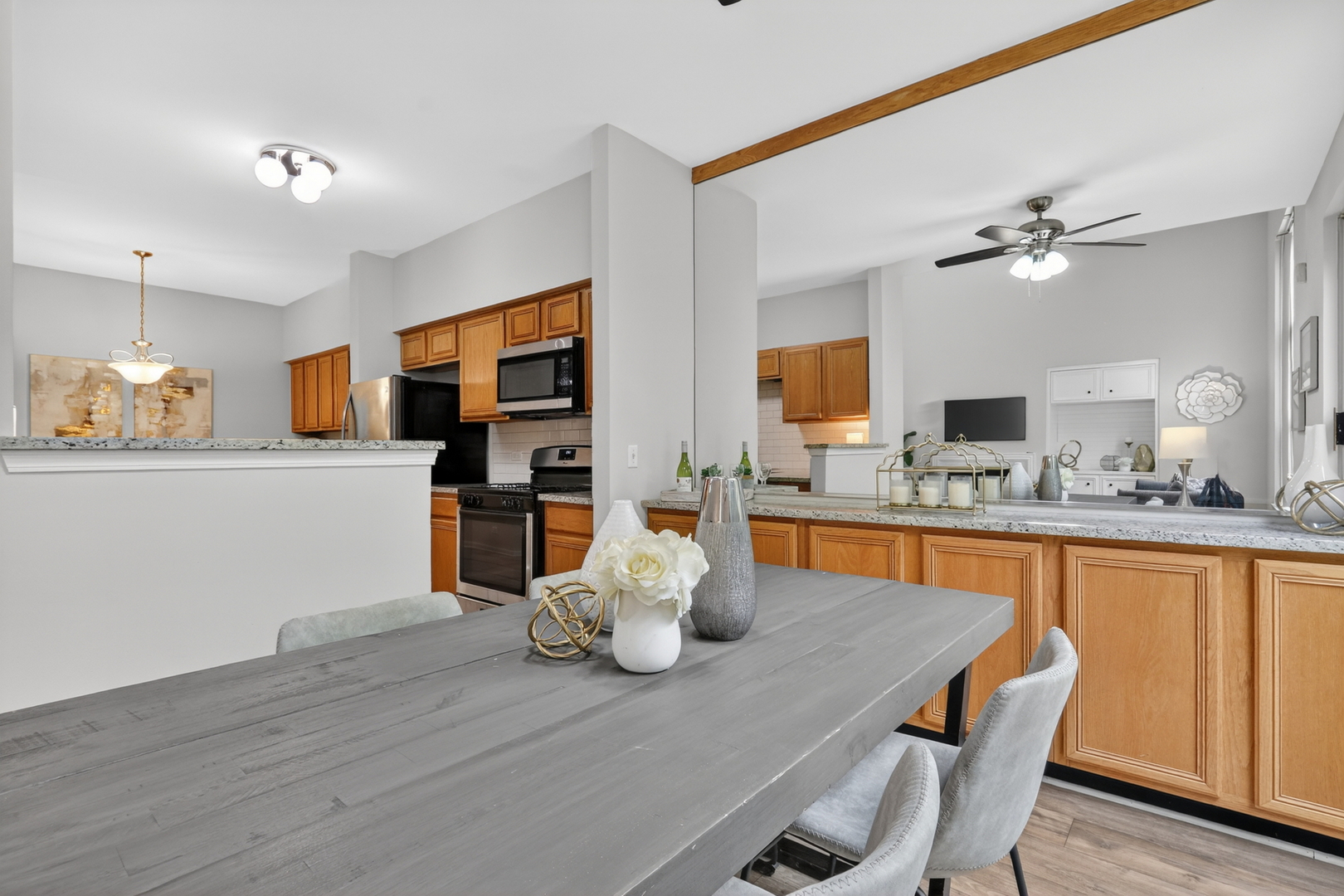 1258 S Candlestick Way