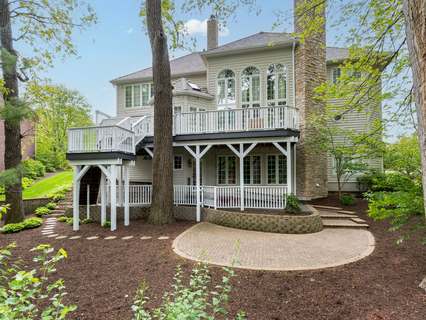 135 Settlers Drive