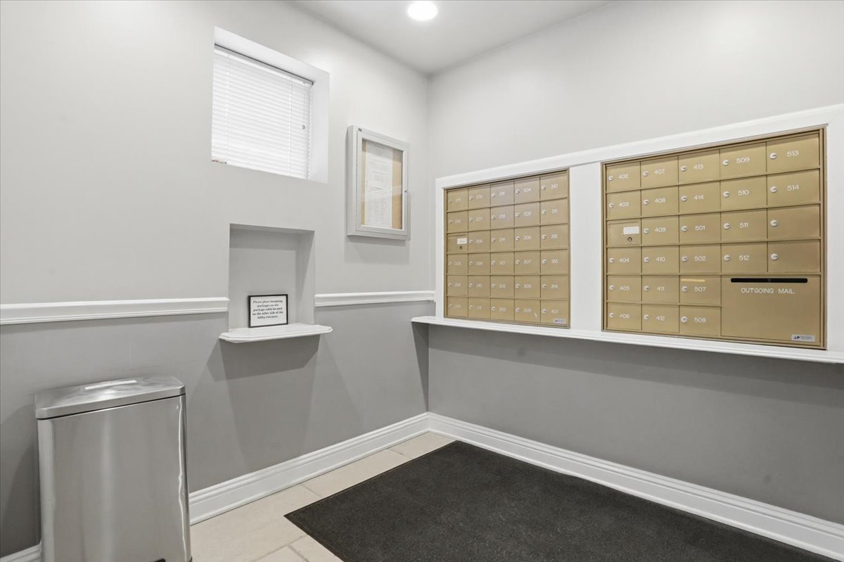425 Village Green Unit: 510