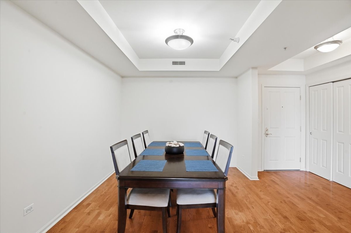 425 Village Green Unit: 510