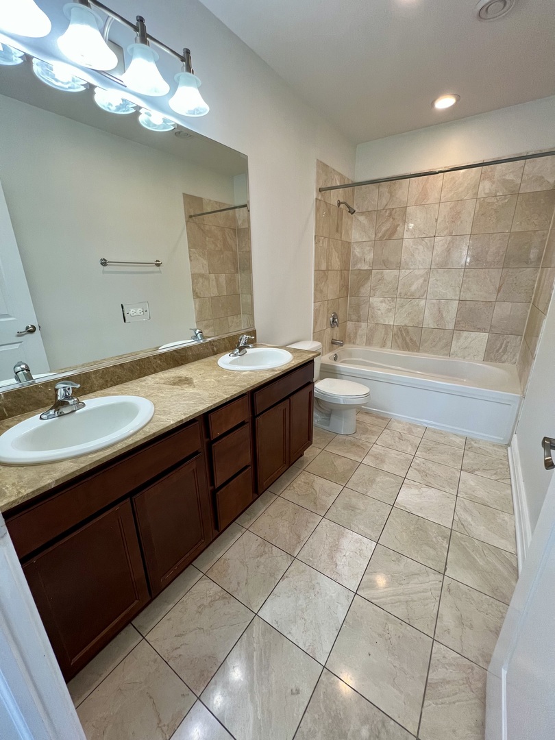 3300 W Irving Park Road Unit: F3