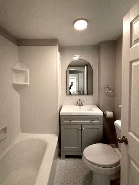 609 1st Street Unit: 1