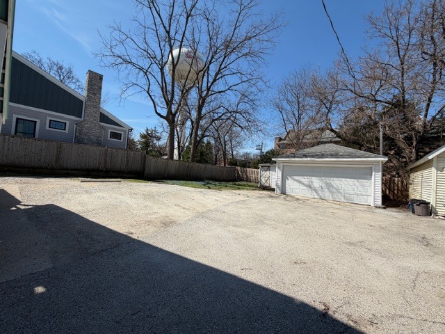 609 1st Street Unit: 1