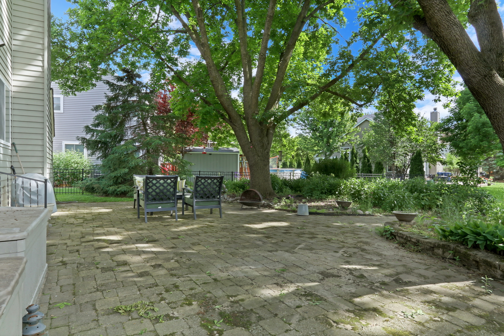 1211 Laurel Lane