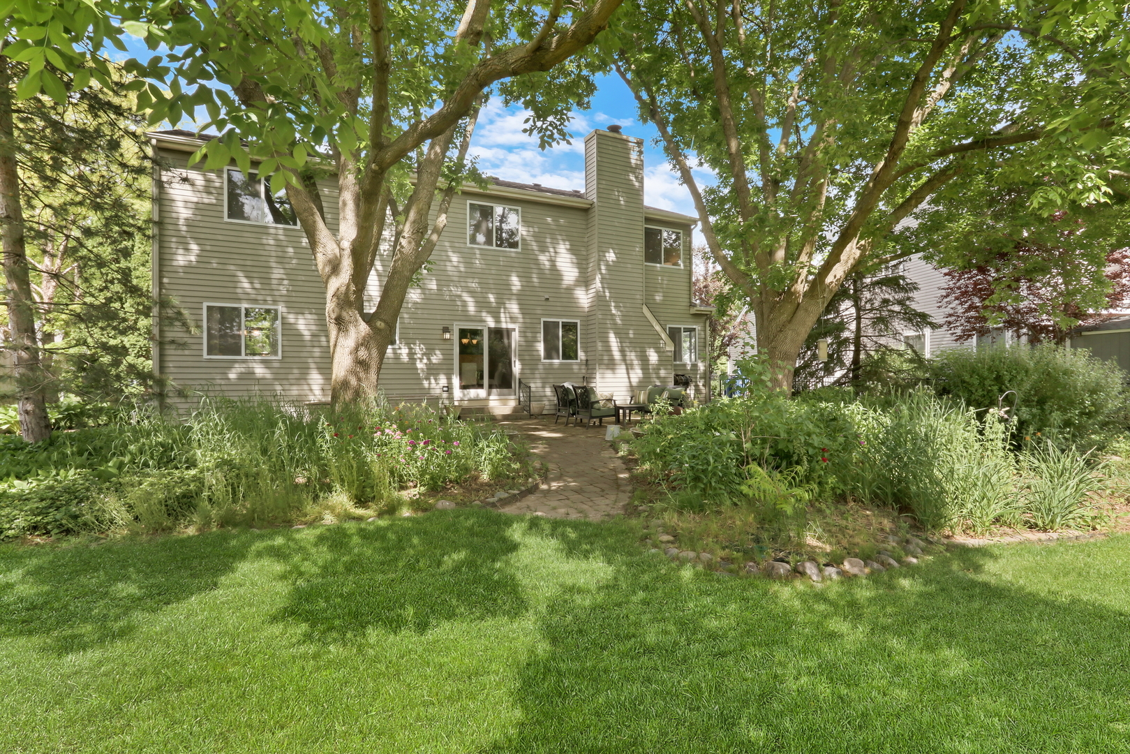 1211 Laurel Lane