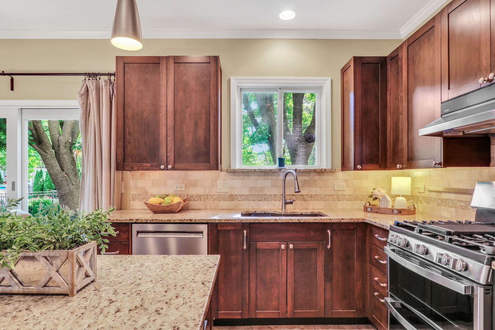 1211 Laurel Lane