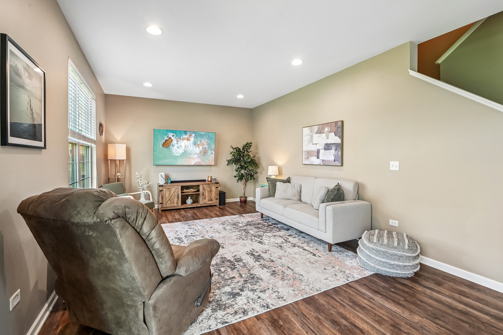 1716 Wentworth Drive