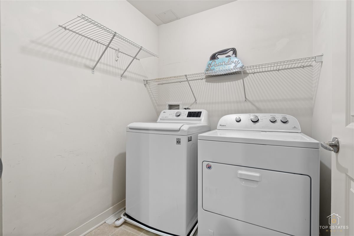 425 Benjamin Drive Unit: 205