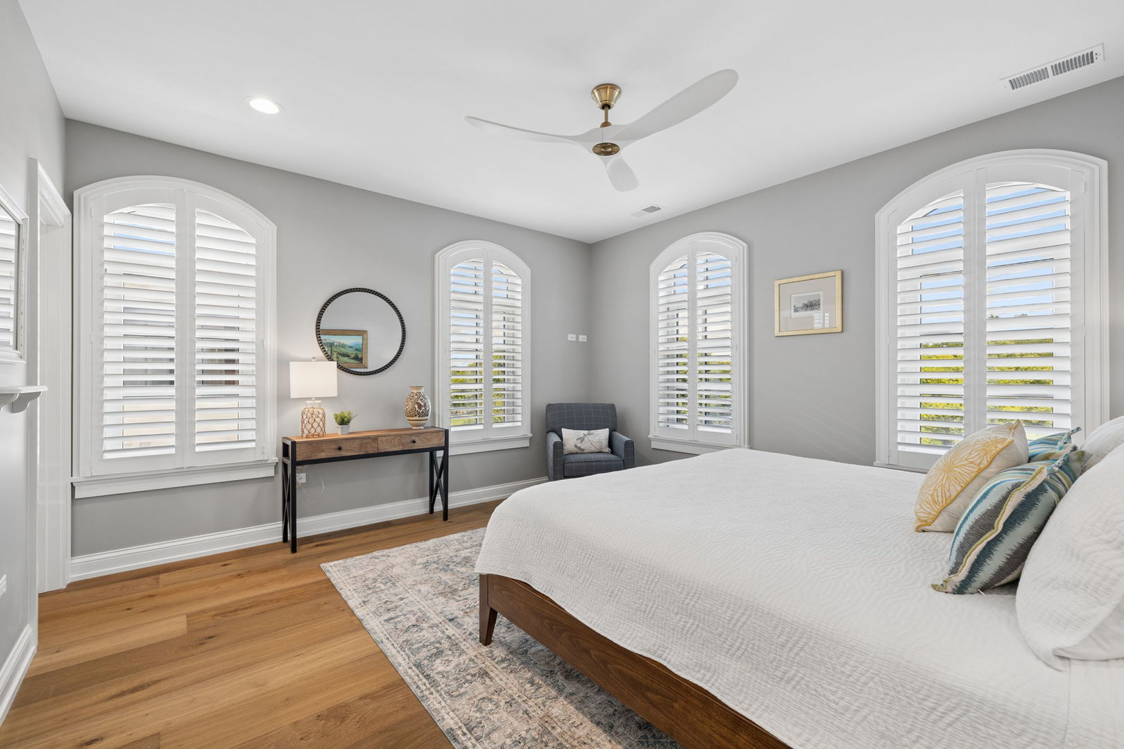 469 Aurora Avenue Unit: 469