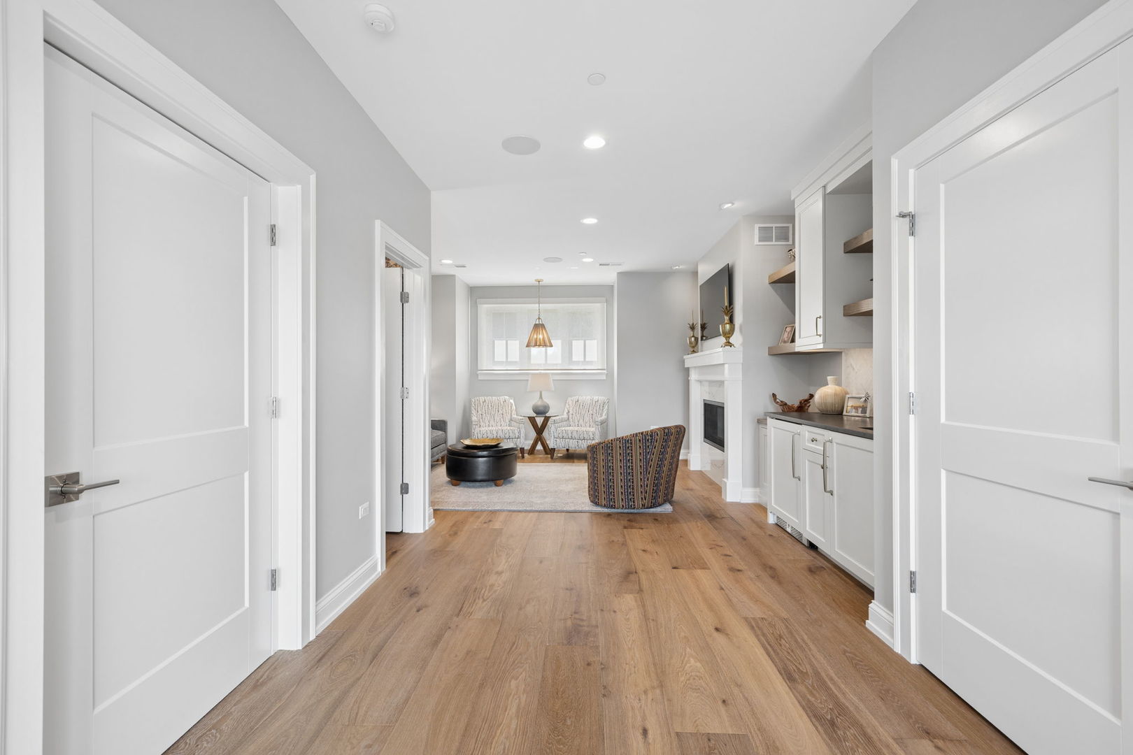 469 Aurora Avenue Unit: 469