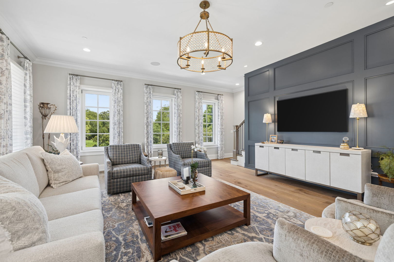 469 Aurora Avenue Unit: 469