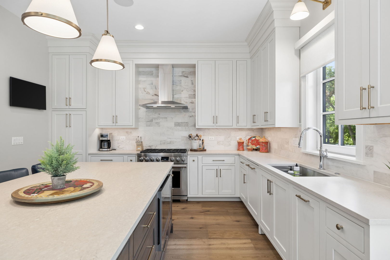 469 Aurora Avenue Unit: 469