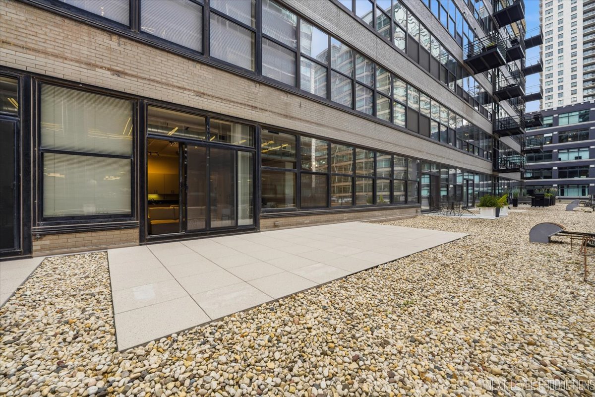 130 S Canal Street Unit: 210