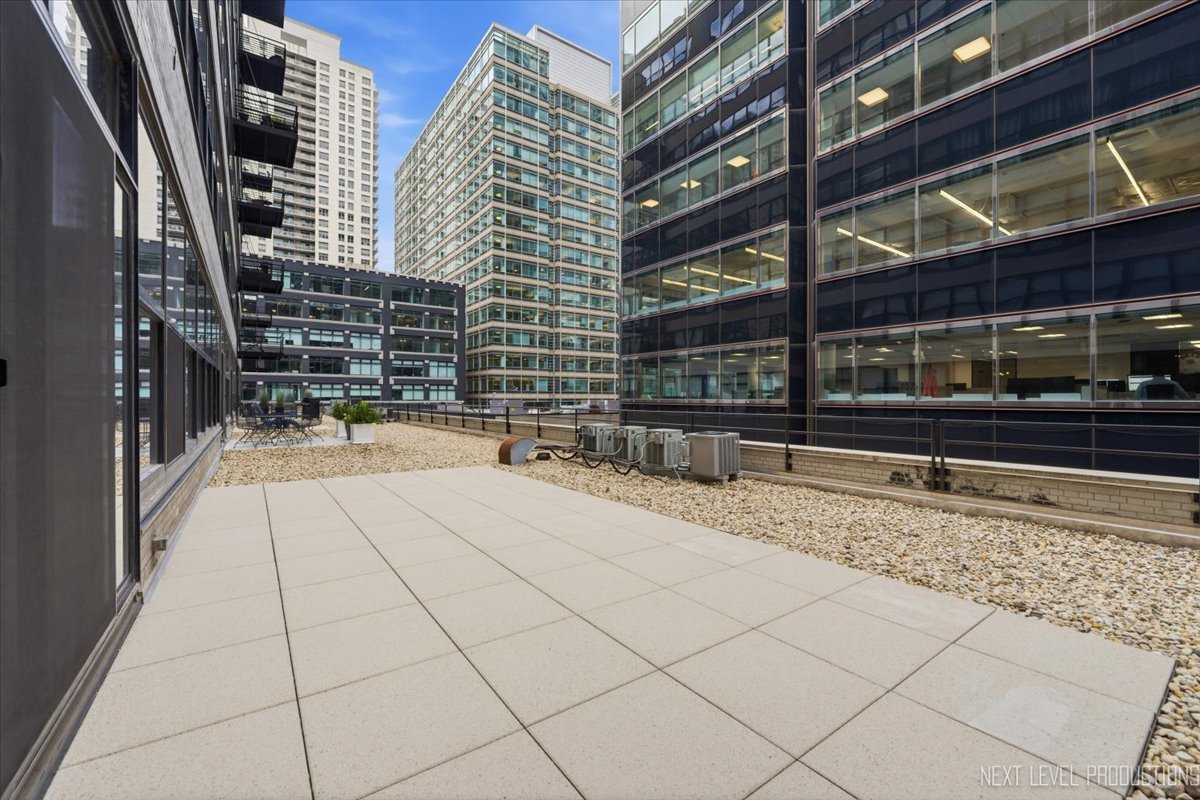 130 S Canal Street Unit: 210