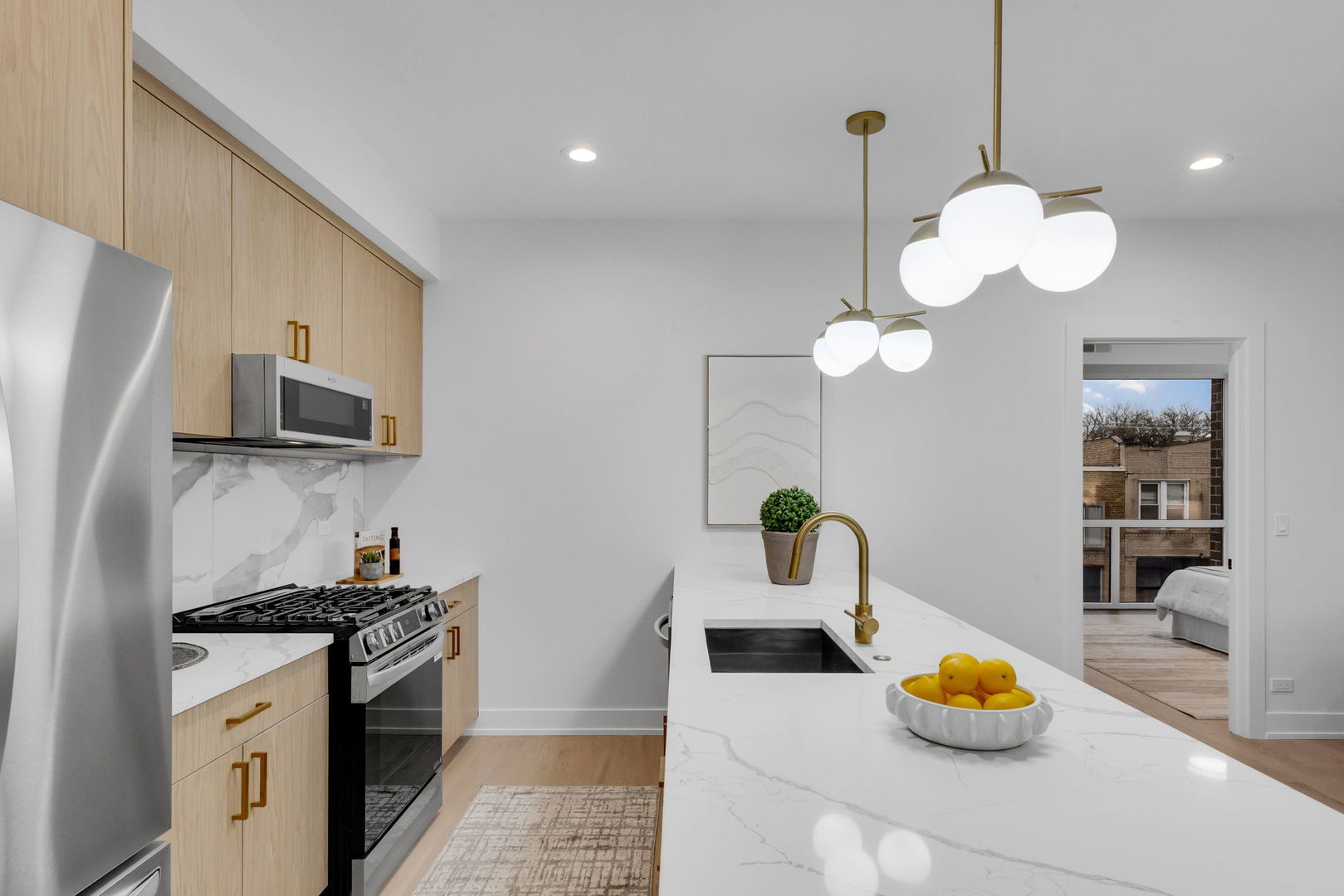 3204 N Kostner Avenue Unit: 301