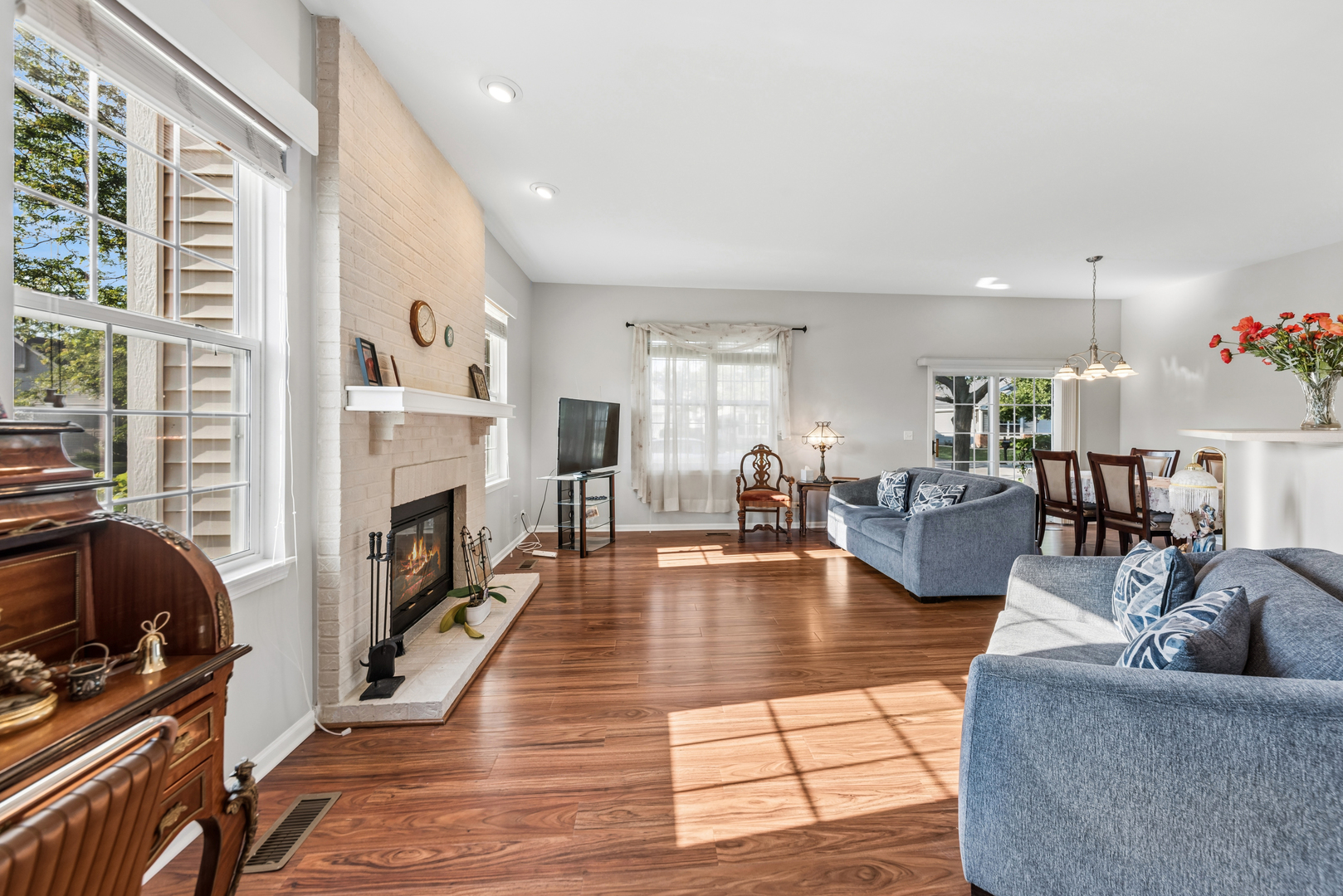13142 W Sheffield Lane