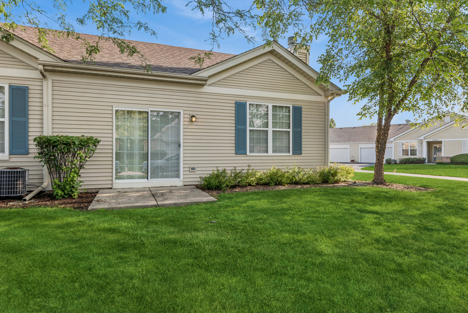 13142 W Sheffield Lane